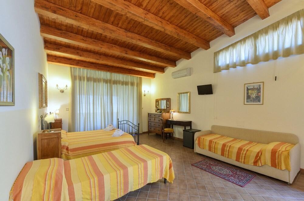 Villa Nonna Germina Roccalumera Exterior foto